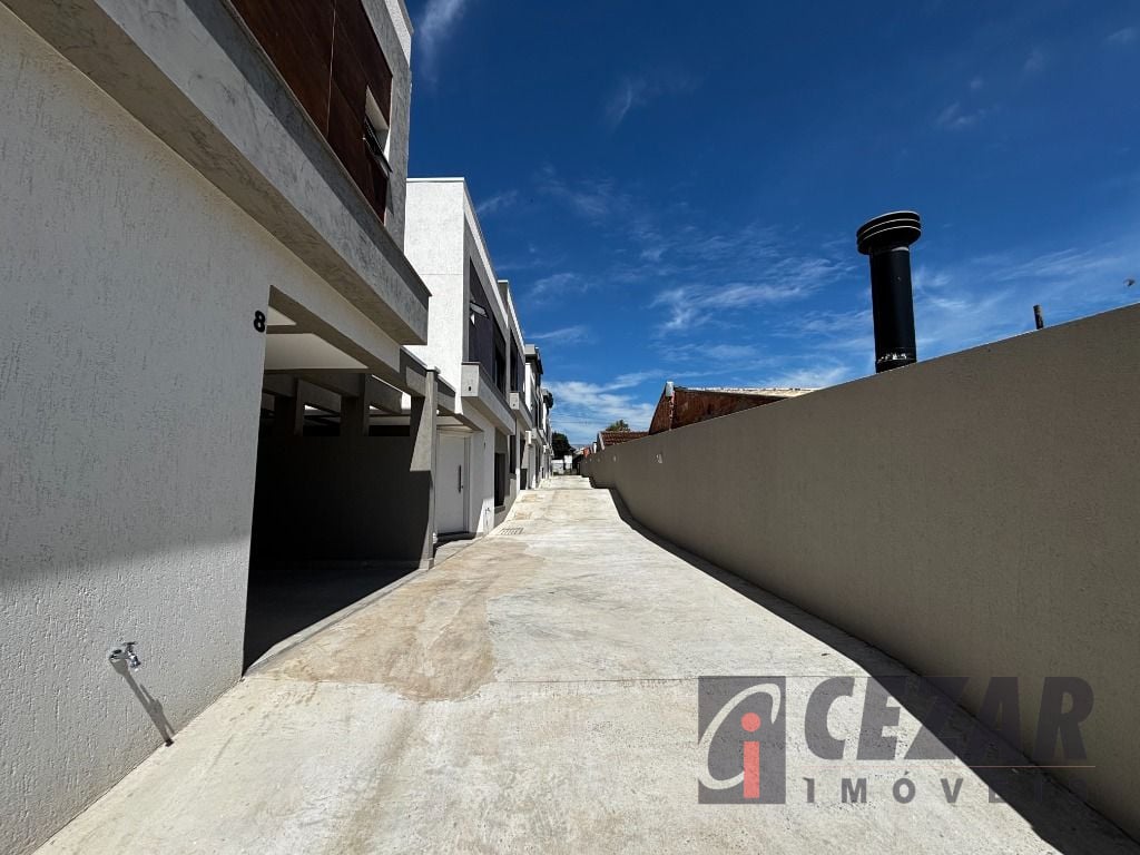 Sobrado com 3 dormitórios à venda, 101 m² por R$ 685.000,00 - Pilarzinho - Curitiba/PR