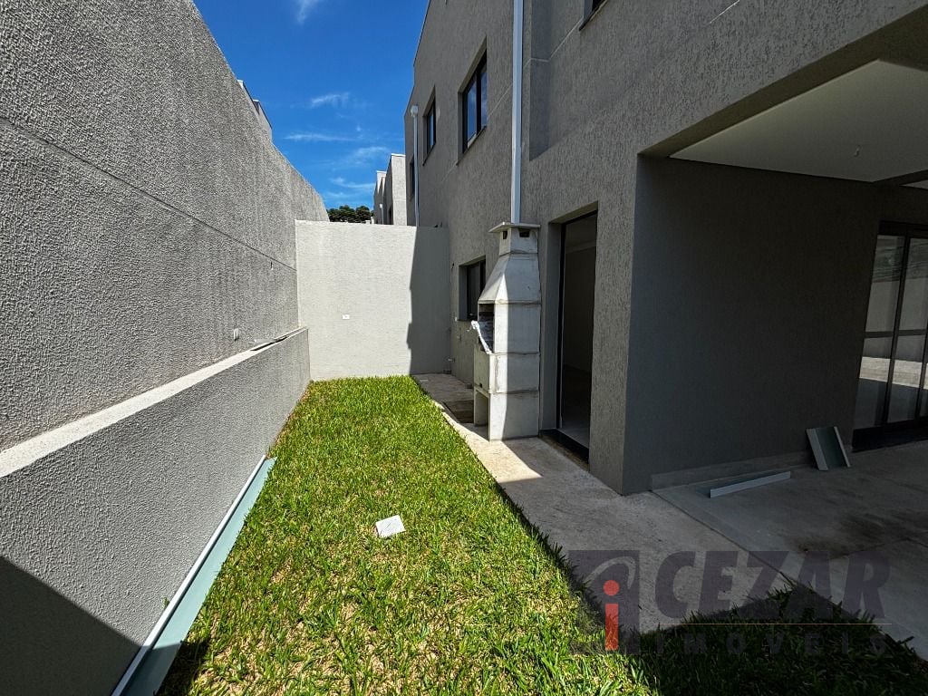Sobrado com 3 dormitórios à venda, 101 m² por R$ 685.000,00 - Pilarzinho - Curitiba/PR