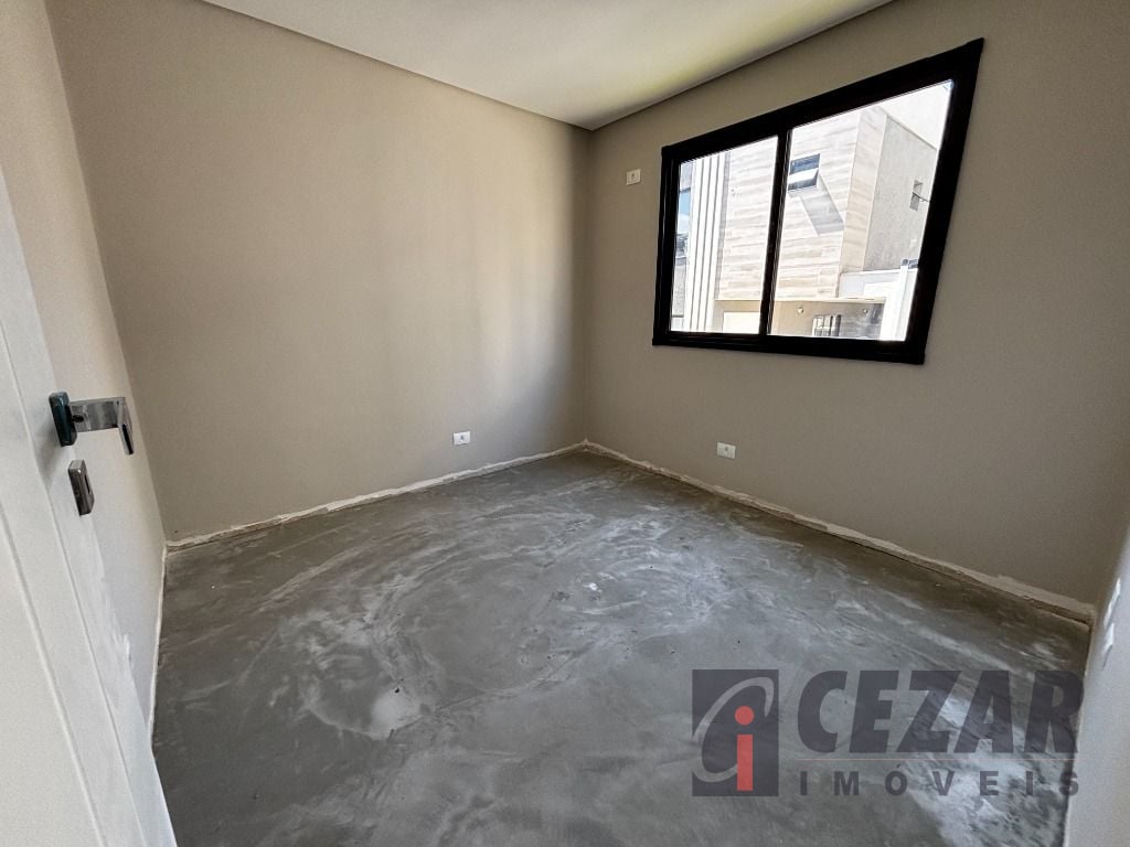 Sobrado com 3 dormitórios à venda, 101 m² por R$ 685.000,00 - Pilarzinho - Curitiba/PR