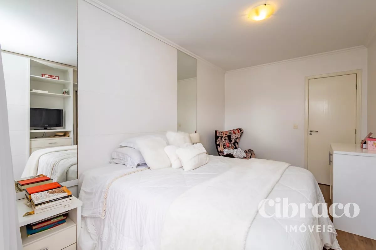 Sobrado com 190m² no Bacacheri