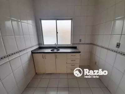 SOBRADO COM 3 QUARTOS - ÁREA TOTAL 76,56 m² - BARREIRINHA - REF 6002