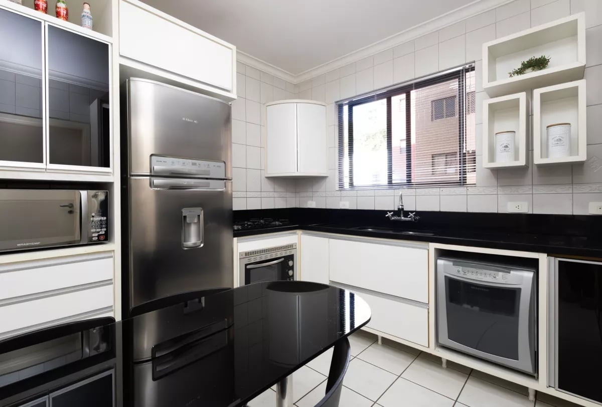 Apartamento BIGORRILHO com 181,30m²