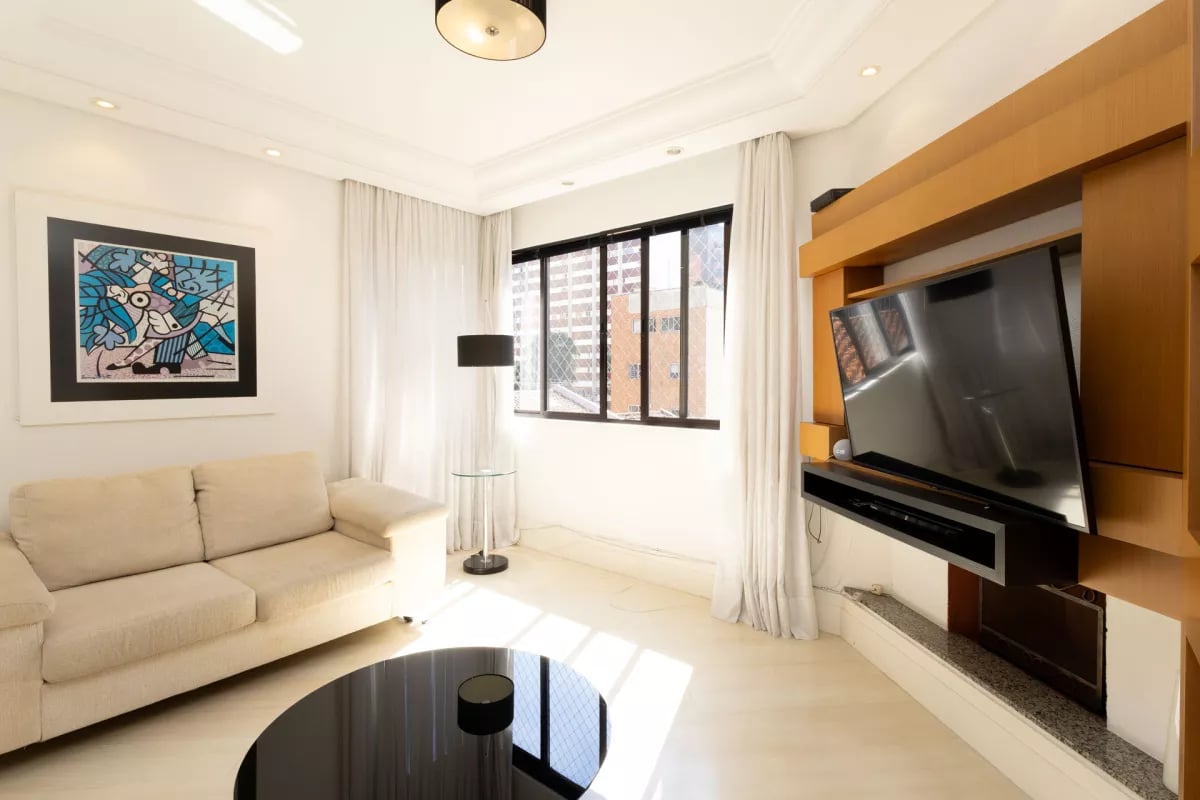 Apartamento BIGORRILHO com 181,30m²