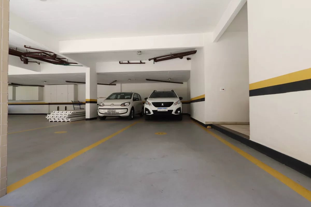 Apartamento BIGORRILHO com 181,30m²