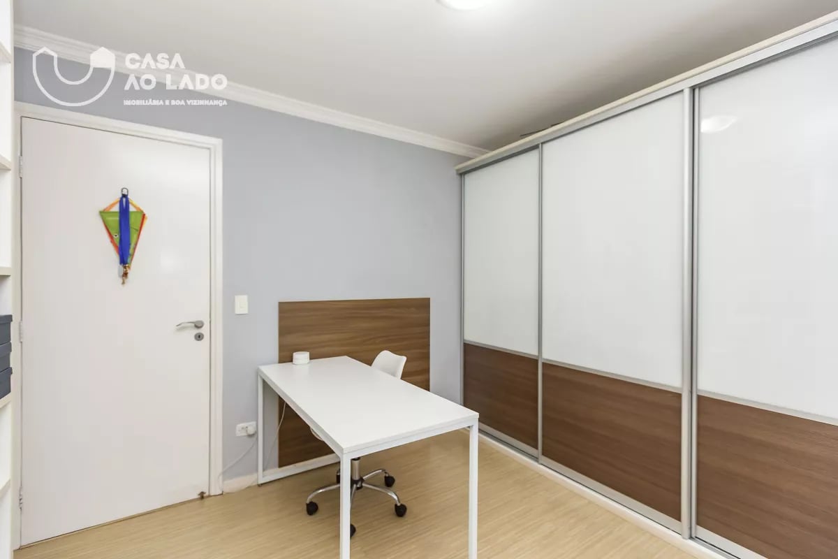 Sobrado 200m² com 04 quartos no Cristo Rei - Curitiba/PR