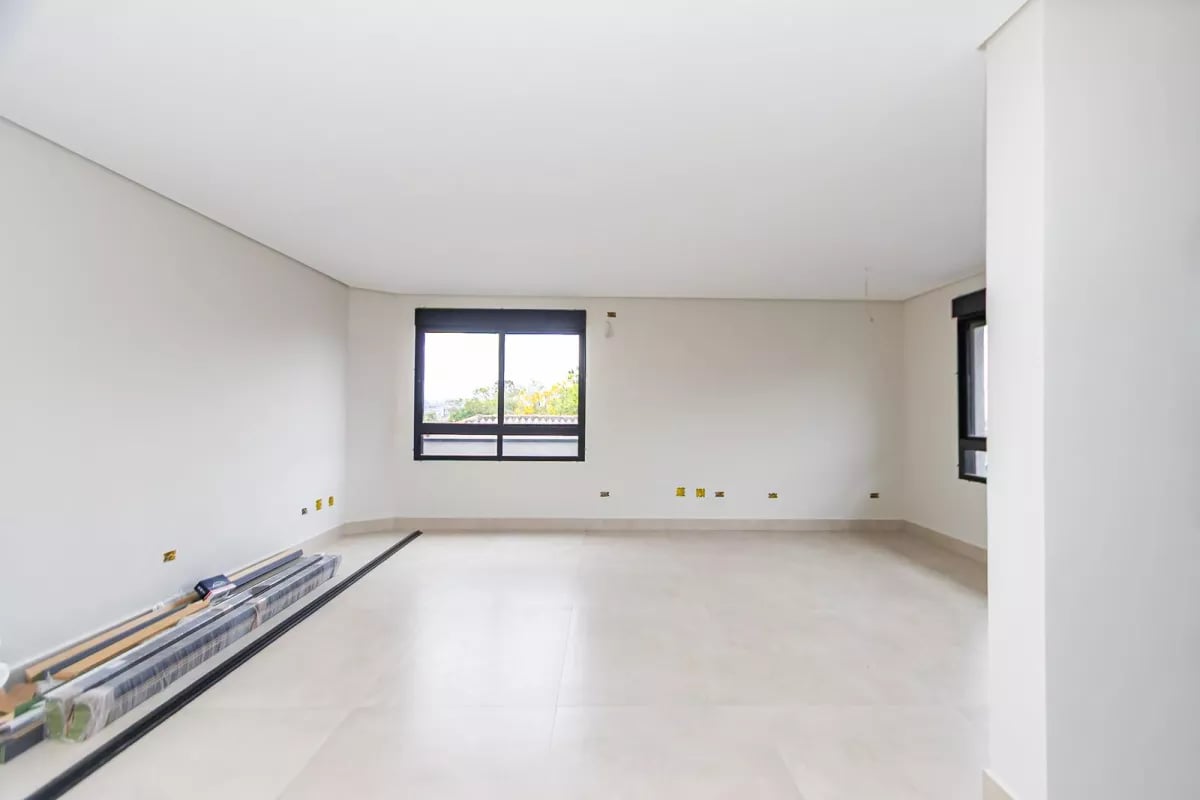 Sobrado Triplex no Uberaba