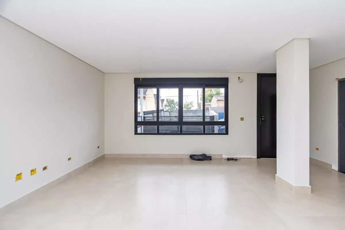 Sobrado Triplex no Uberaba