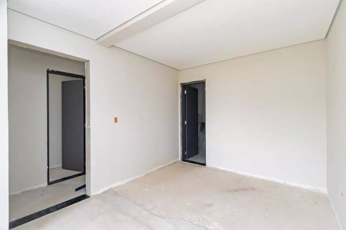 Sobrado Triplex no Uberaba