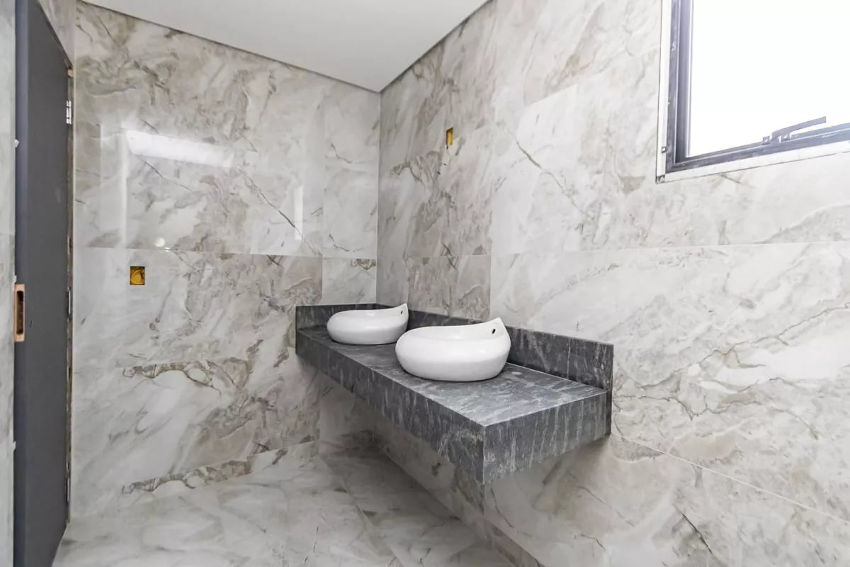 Sobrado Triplex no Uberaba