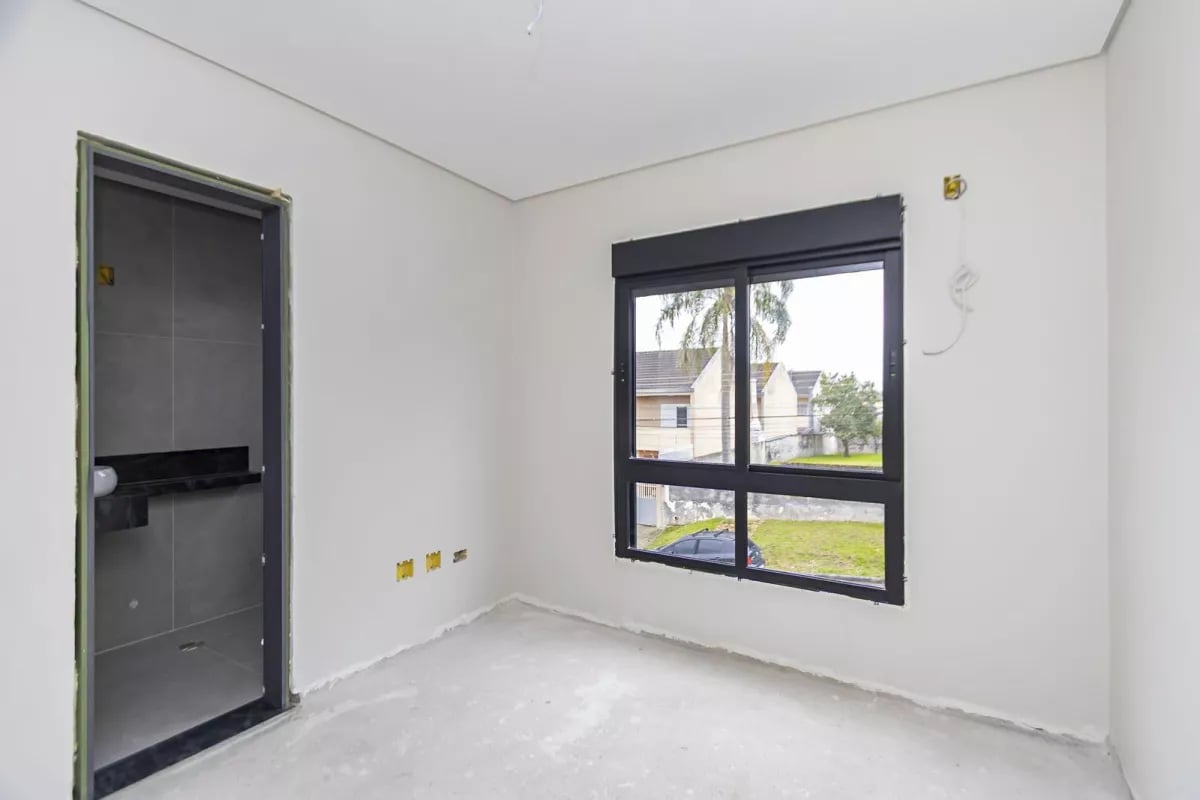 Sobrado Triplex no Uberaba