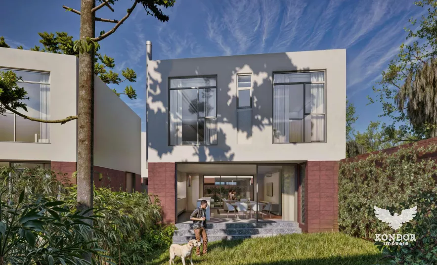 Sobrado em SANTA FELICIDADE com 249,71m²