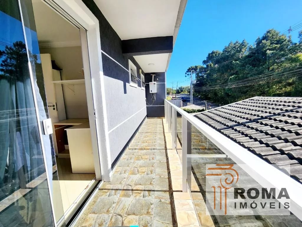 SOBRADO TRIPLEX SEMIMOBILIADO EM CONDOMÍNIO!