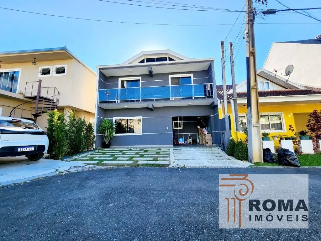 SOBRADO TRIPLEX SEMIMOBILIADO EM CONDOMÍNIO!