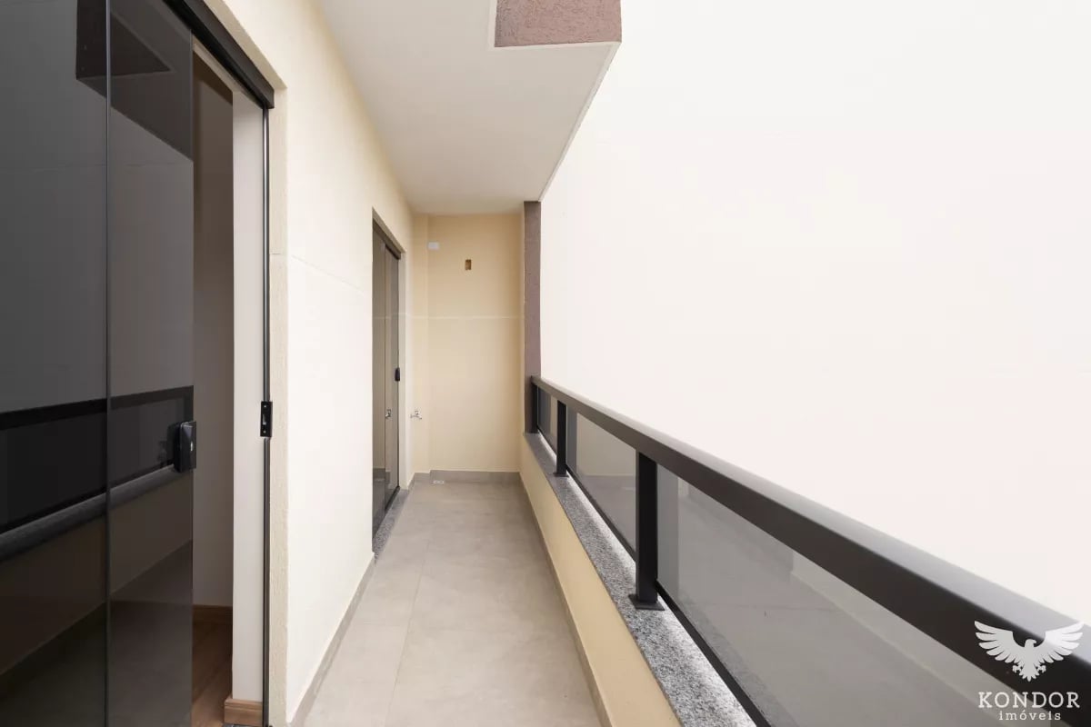 Sobrado em SANTA FELICIDADE com 147,31²
