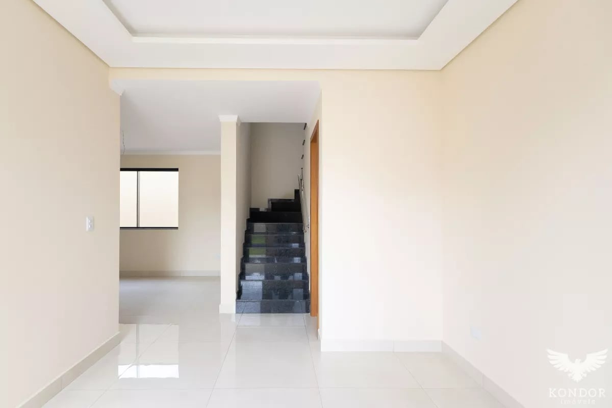 Sobrado em SANTA FELICIDADE com 147,31²