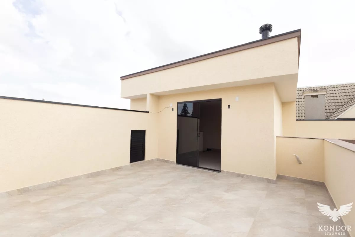 Sobrado em SANTA FELICIDADE com 147,31²