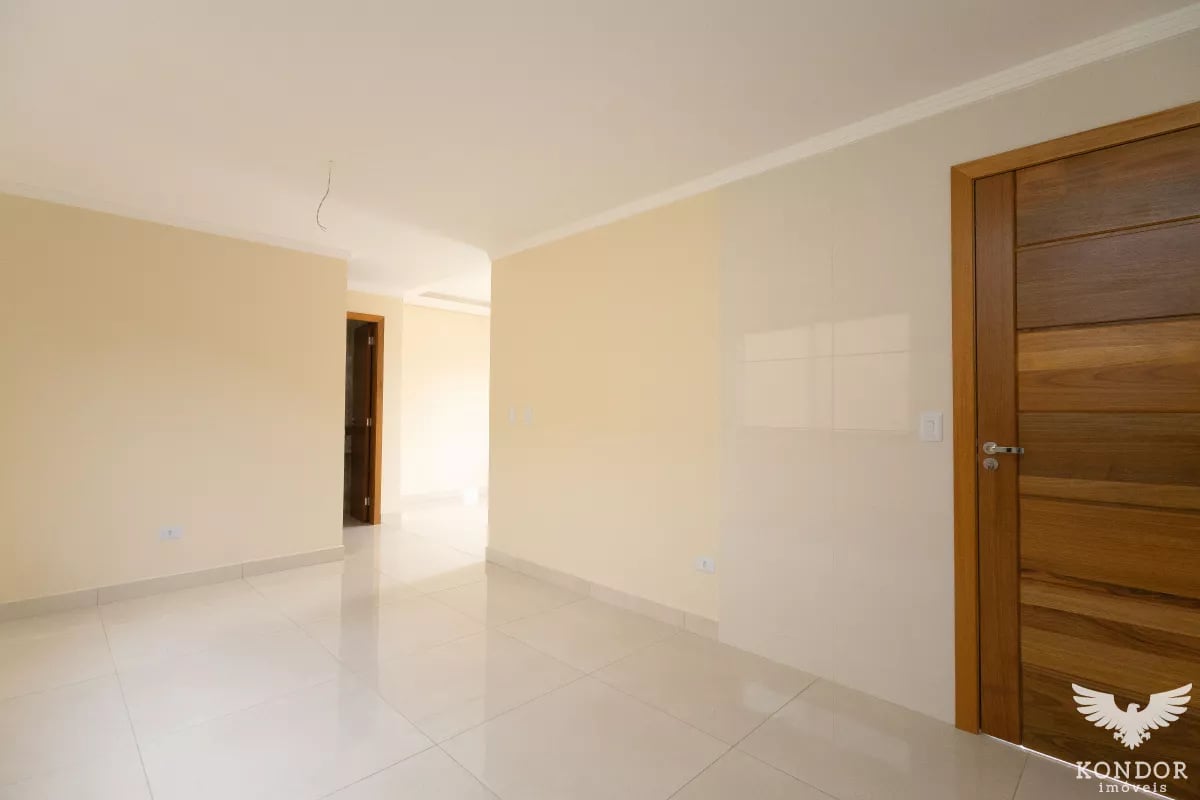 Sobrado em SANTA FELICIDADE com 147,31²