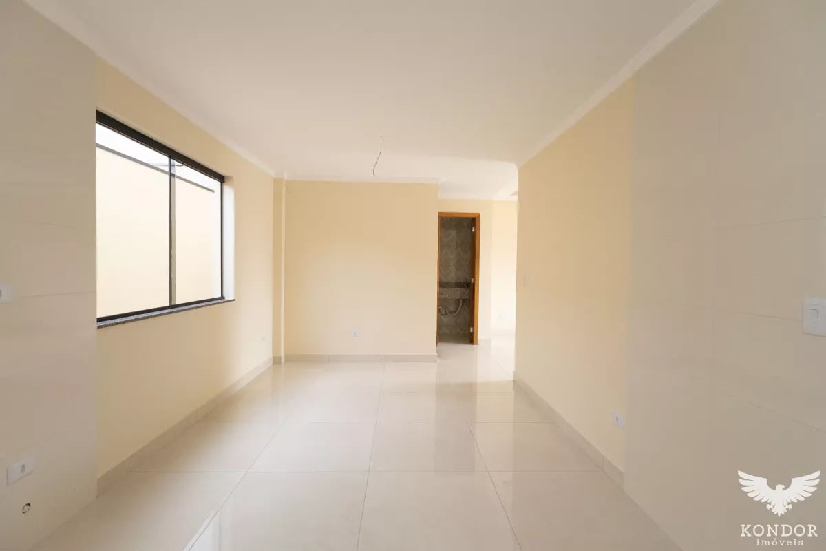 Sobrado em SANTA FELICIDADE com 147,31²