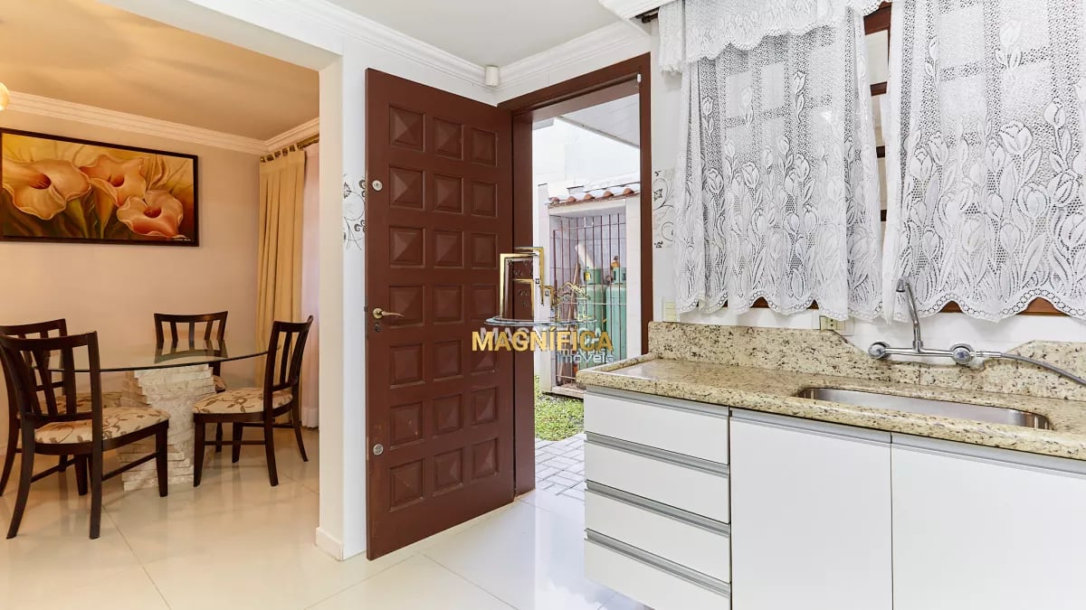 Sobrado no Vista Alegre de 150 m² com 3 quartos - V860JE01.-MAG