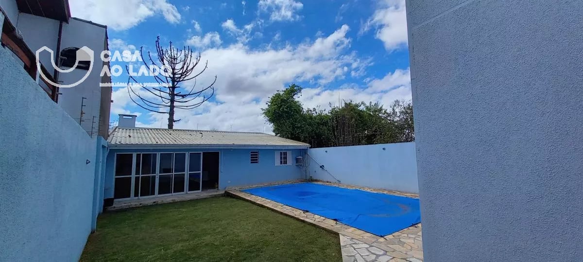 Sobrado 300m² com 4 quartos no Cajuru - Curitiba/PR
