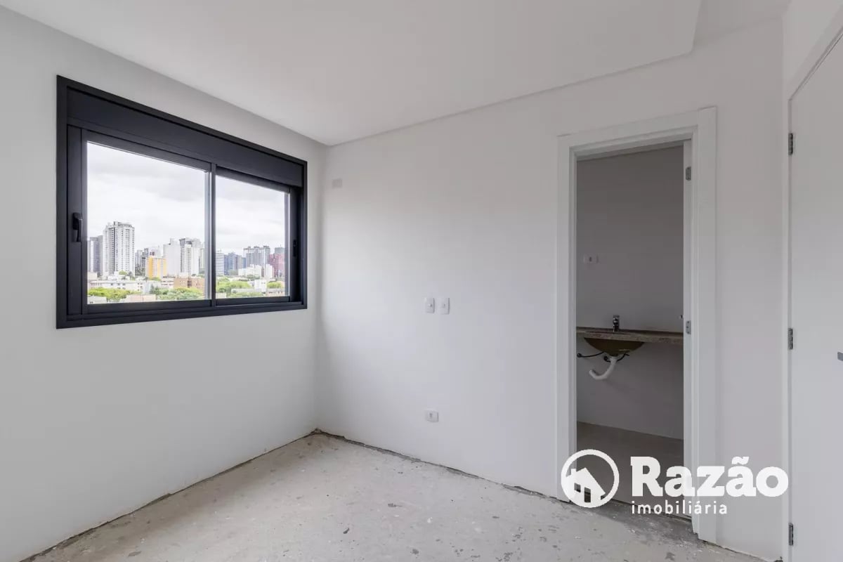 EXCELENTE APARTAMENTO COM 3 SUÍTES - ÁREA TOTAL 198,22m² - REF 6147