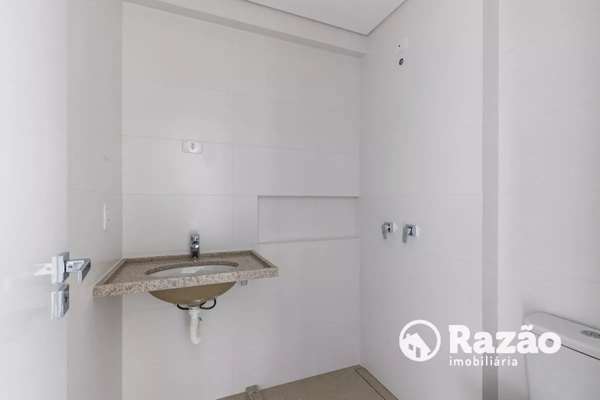 EXCELENTE APARTAMENTO COM 3 SUÍTES - ÁREA TOTAL 198,22m² - REF 6147