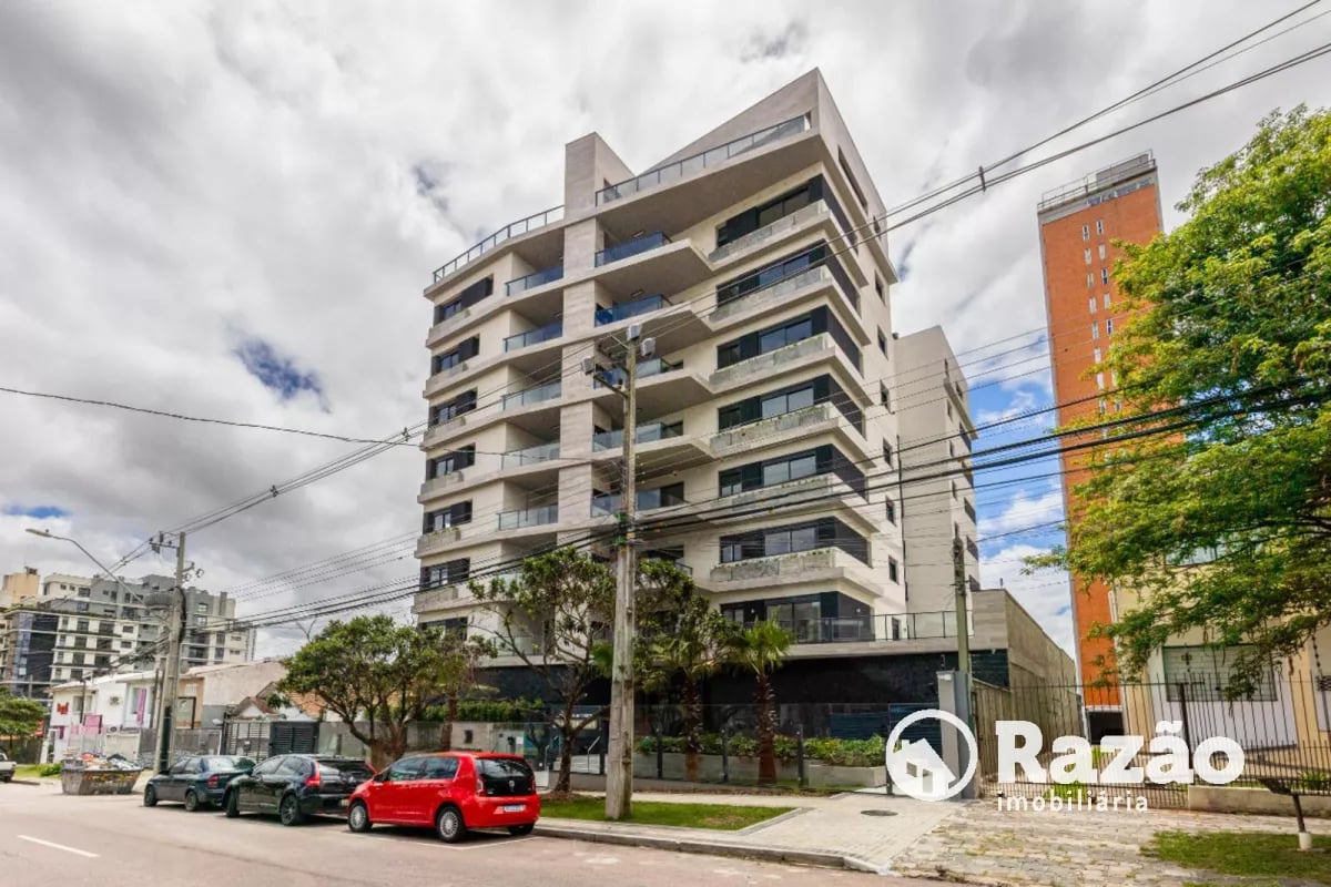EXCELENTE APARTAMENTO COM 3 SUÍTES - ÁREA TOTAL 198,22m² - REF 6147