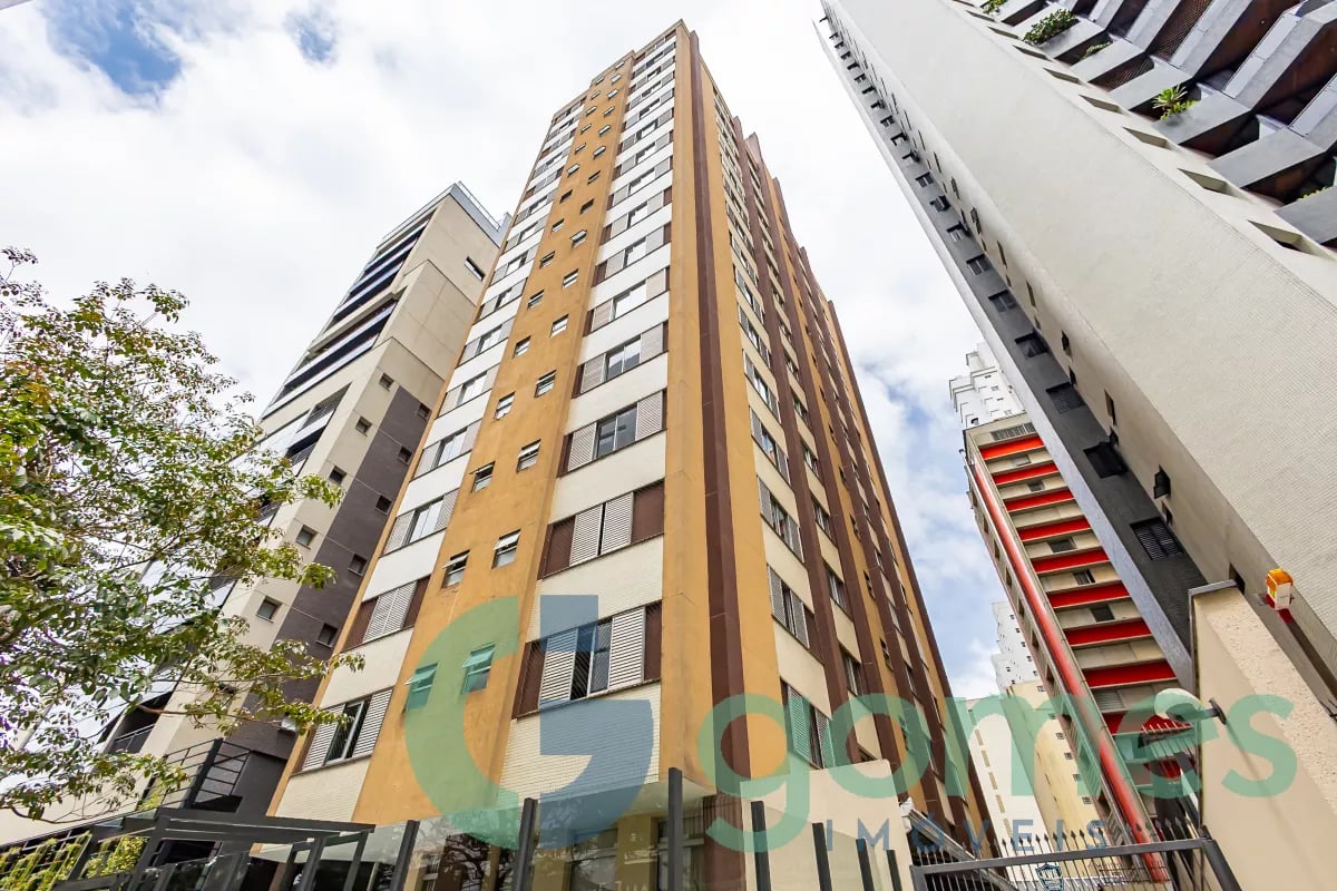 Apartamento com 3 dormitórios à venda com 164,73m² no Água Verde
