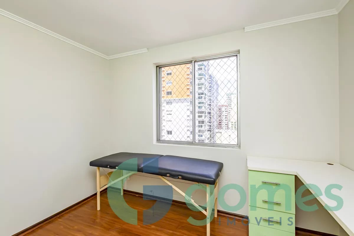 Apartamento com 3 dormitórios à venda com 164,73m² no Água Verde