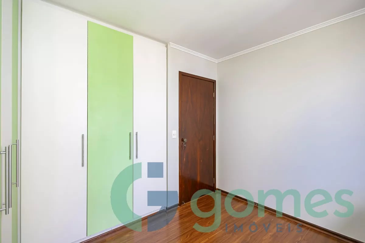 Apartamento com 3 dormitórios à venda com 164,73m² no Água Verde