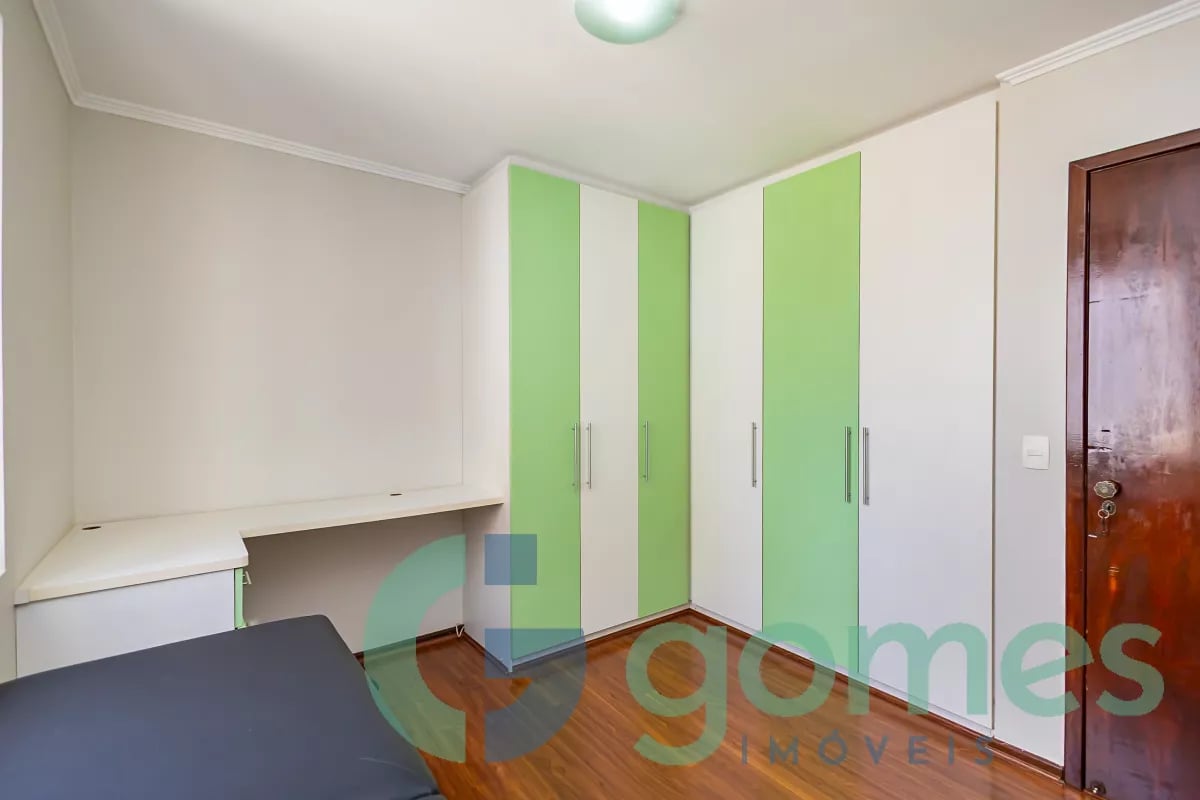 Apartamento com 3 dormitórios à venda com 164,73m² no Água Verde