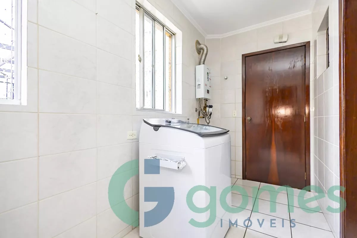 Apartamento com 3 dormitórios à venda com 164,73m² no Água Verde