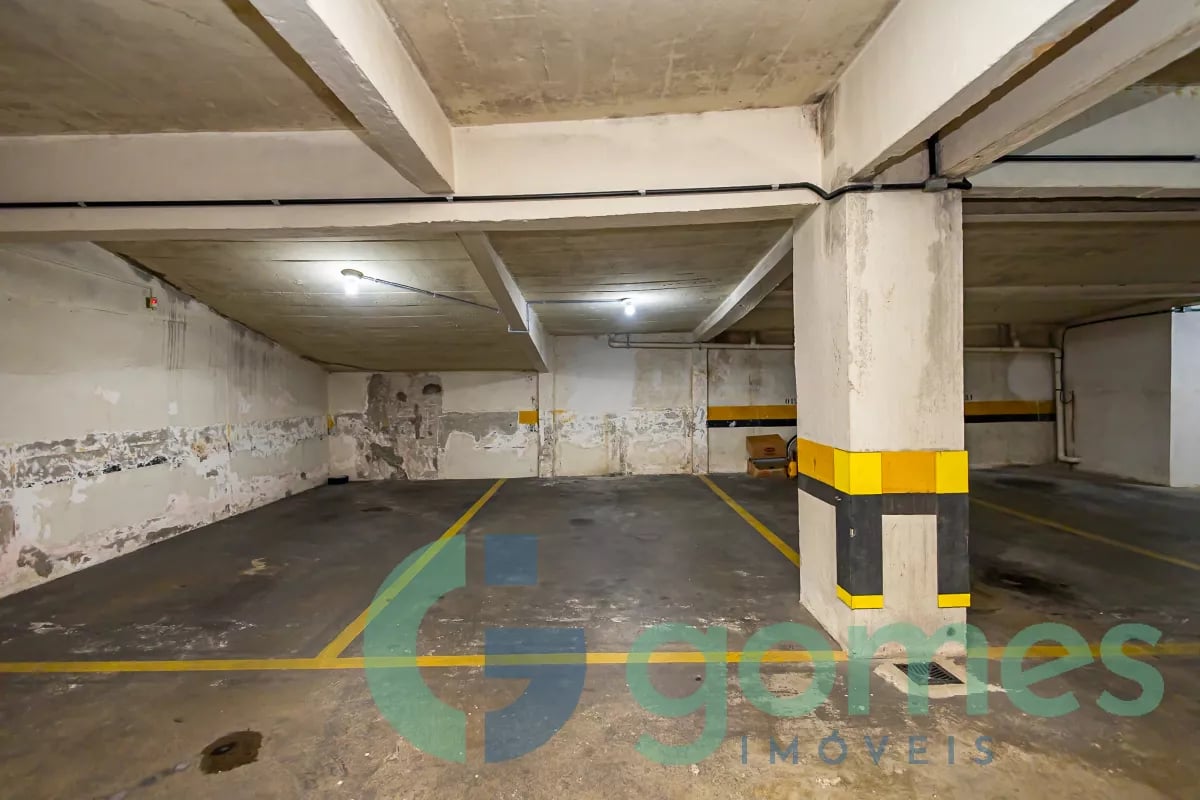 Apartamento com 3 dormitórios à venda com 164,73m² no Água Verde