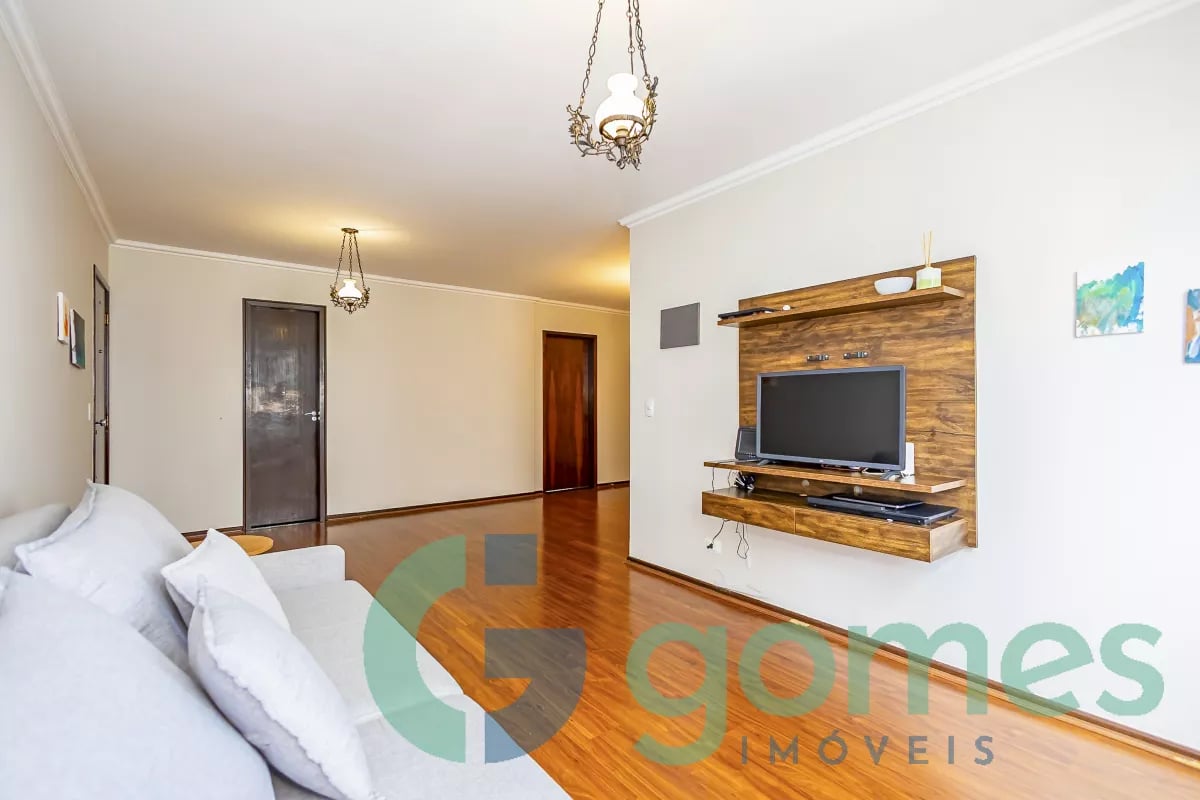 Apartamento com 3 dormitórios à venda com 164,73m² no Água Verde