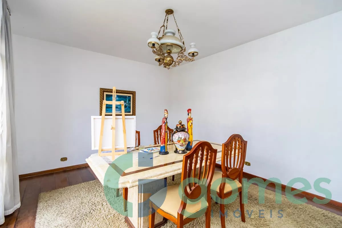 Sobrado com 3 dormitórios à venda com 275,00m² no Vila Izabel