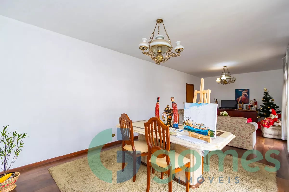 Sobrado com 3 dormitórios à venda com 275,00m² no Vila Izabel