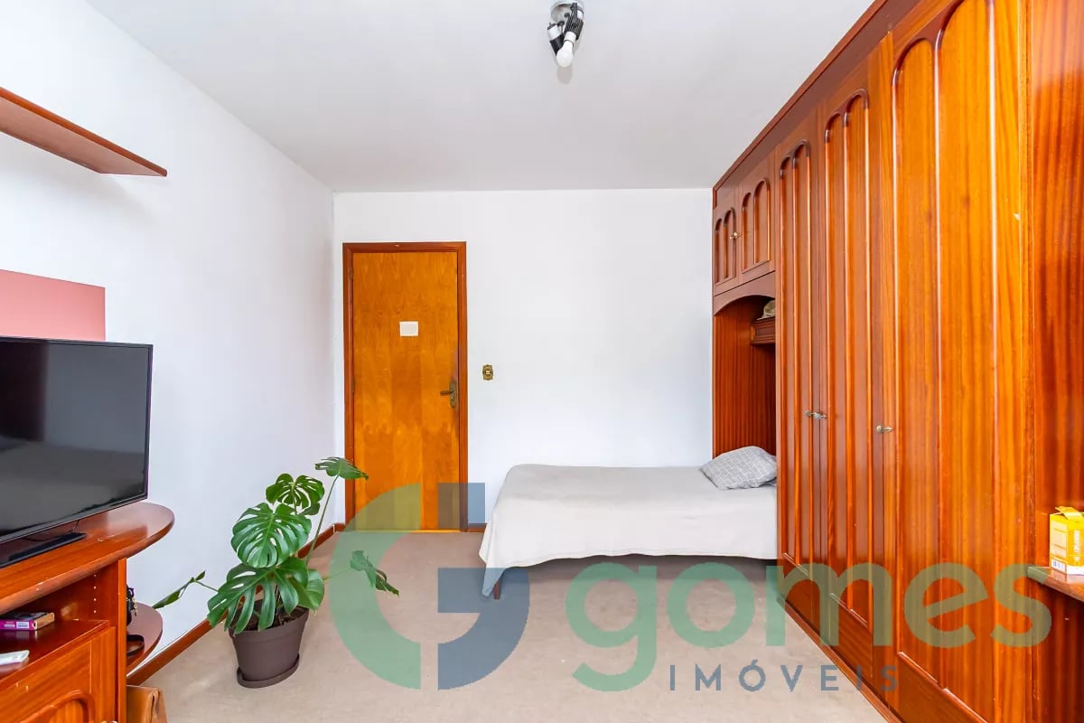Sobrado com 3 dormitórios à venda com 275,00m² no Vila Izabel