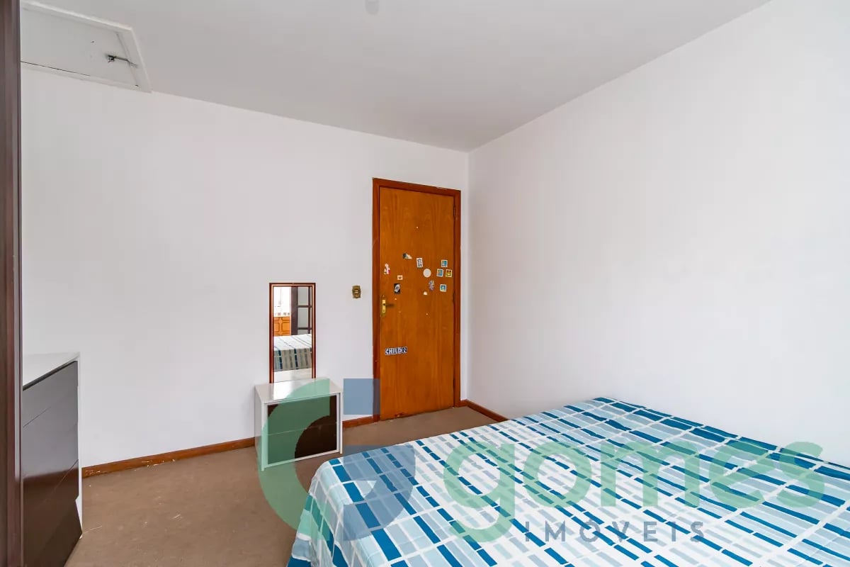 Sobrado com 3 dormitórios à venda com 275,00m² no Vila Izabel