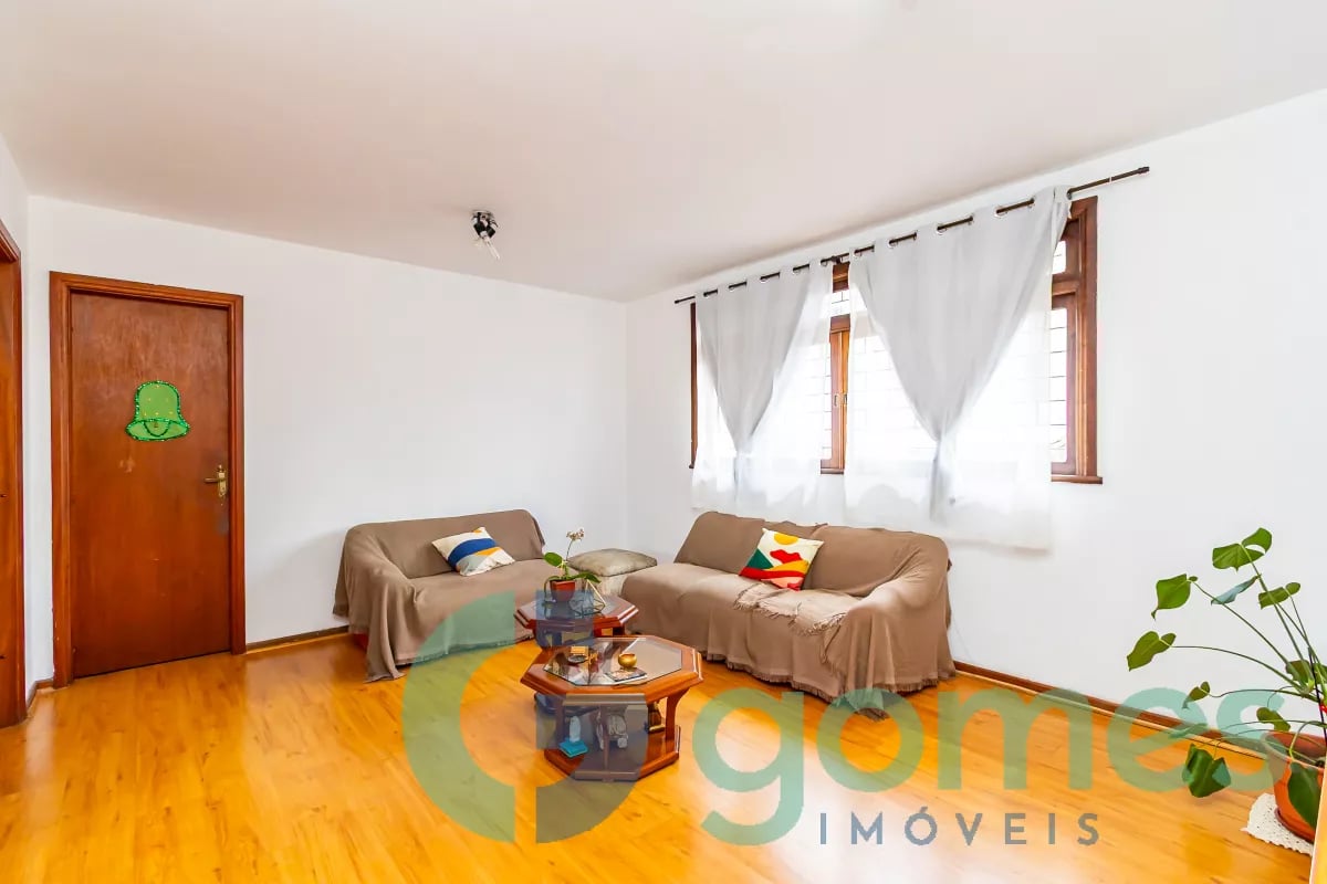 Sobrado com 3 dormitórios à venda com 275,00m² no Vila Izabel