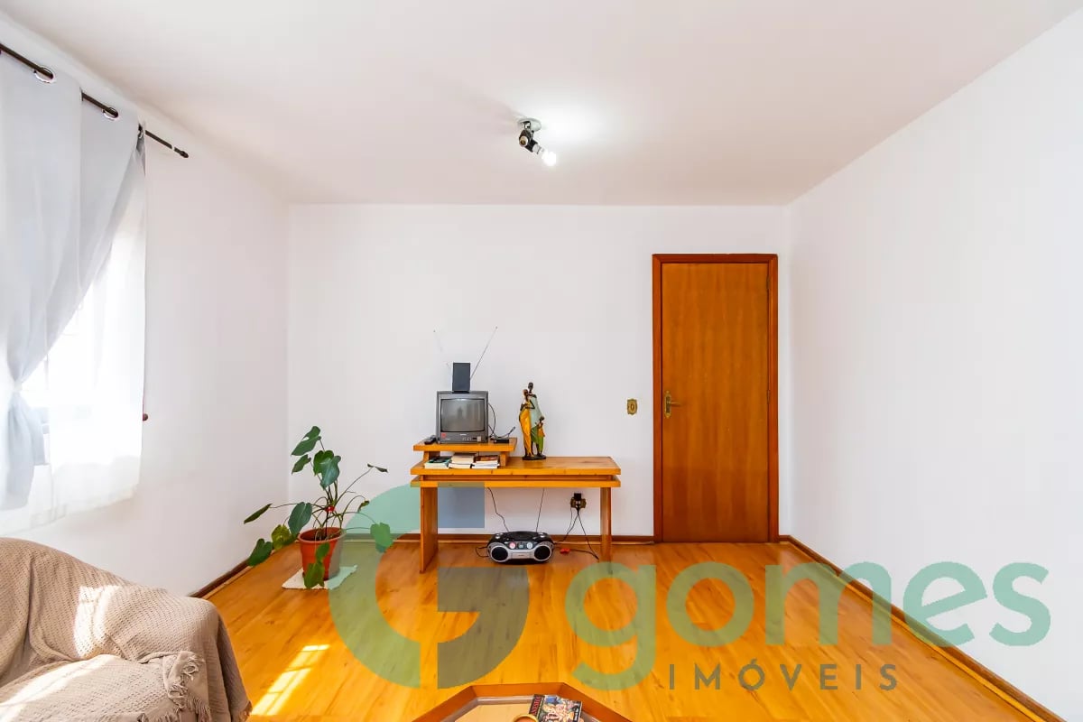 Sobrado com 3 dormitórios à venda com 275,00m² no Vila Izabel