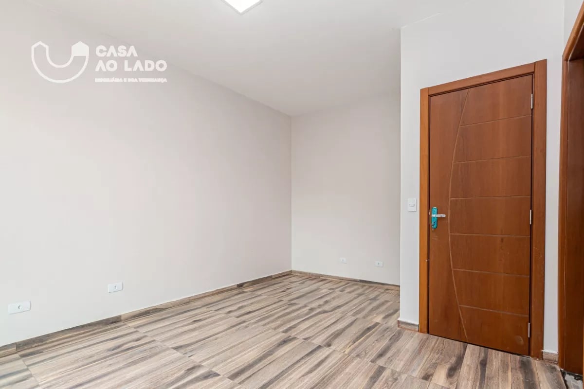 Sobrado 88m² com 02 quartos - Uberaba - Curitiba/PR.