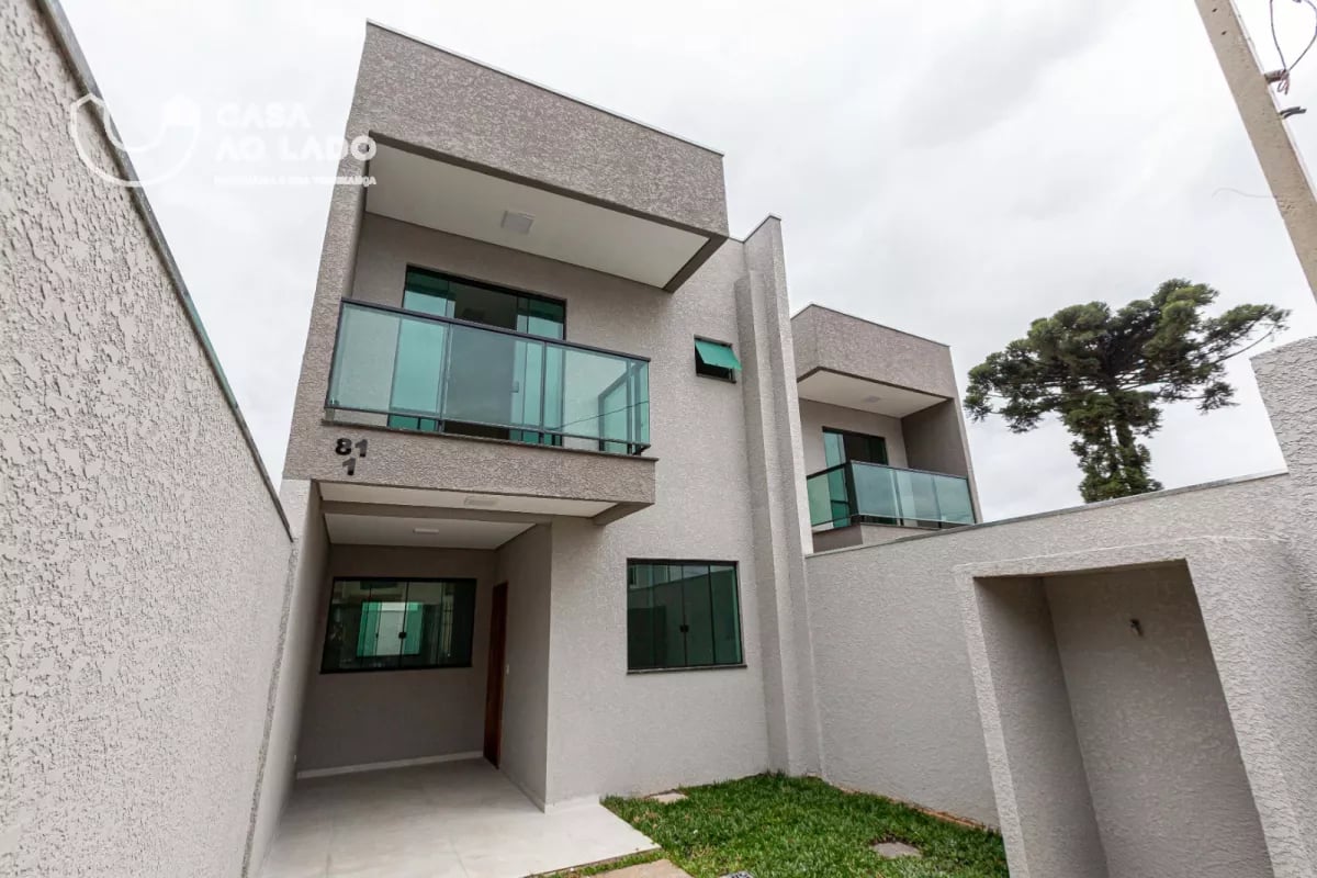 Sobrado 88m² com 02 quartos - Uberaba - Curitiba/PR.
