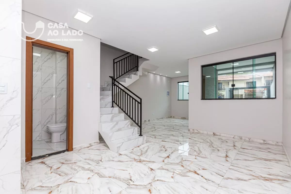 Sobrado 88m² com 02 quartos - Uberaba - Curitiba/PR.