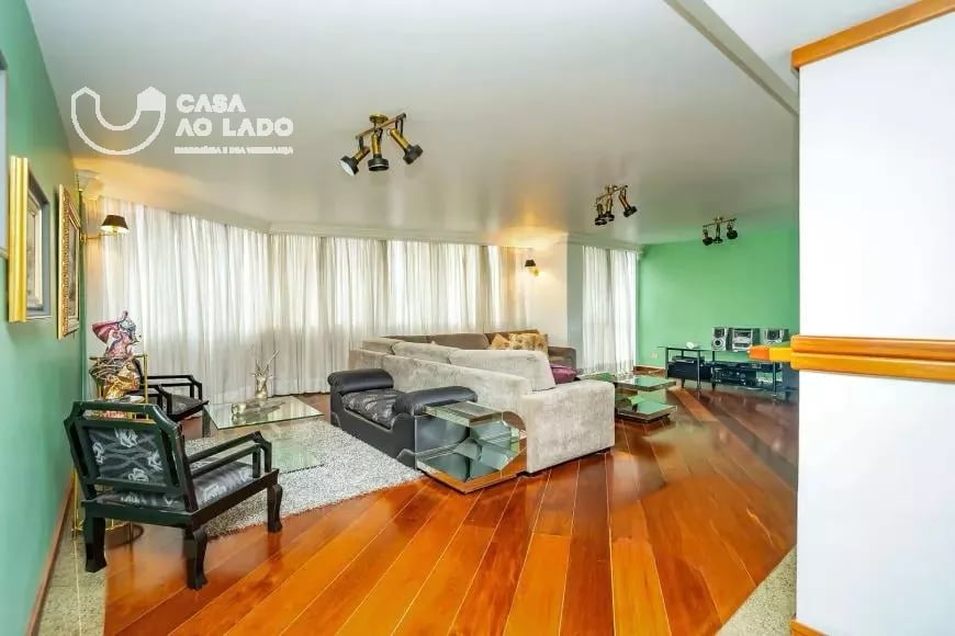 Apartamento 4 quartos, suíte, lareira e 2 vagas no Batel, Curitiba
