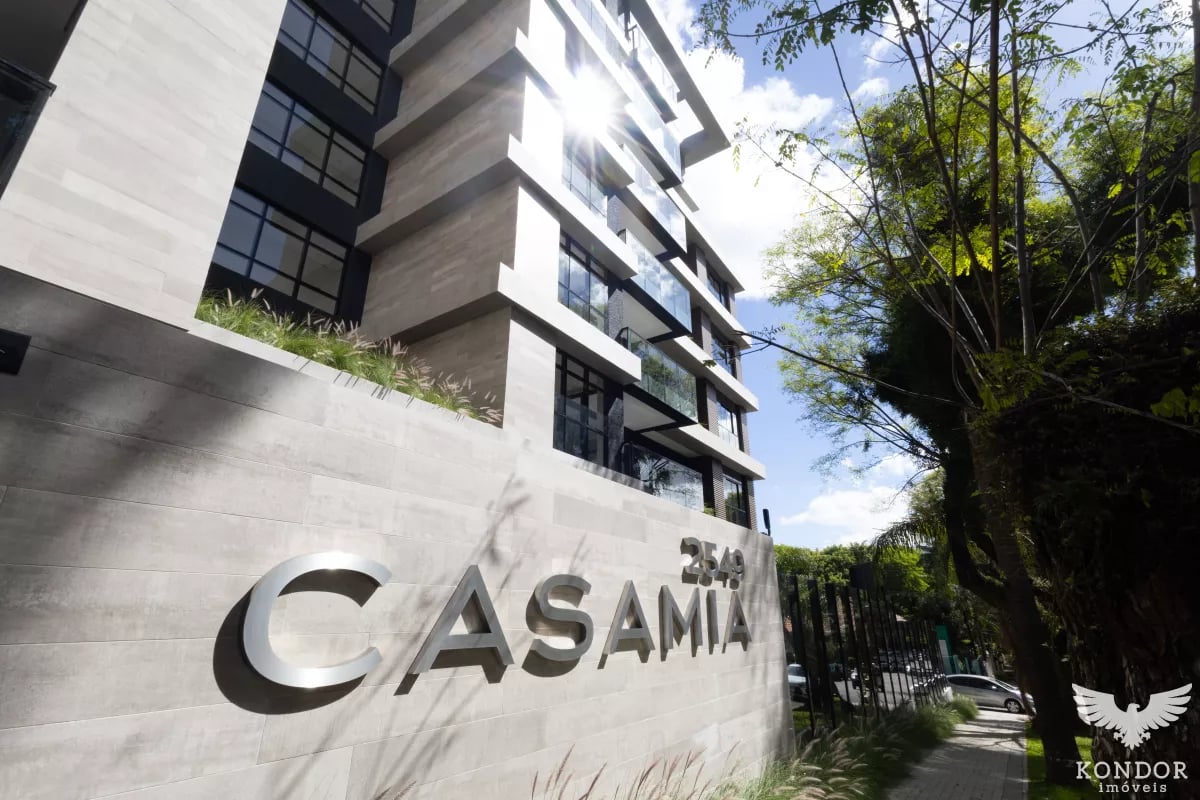 Apartamento no CHAMPAGNAT com 216,71m²
