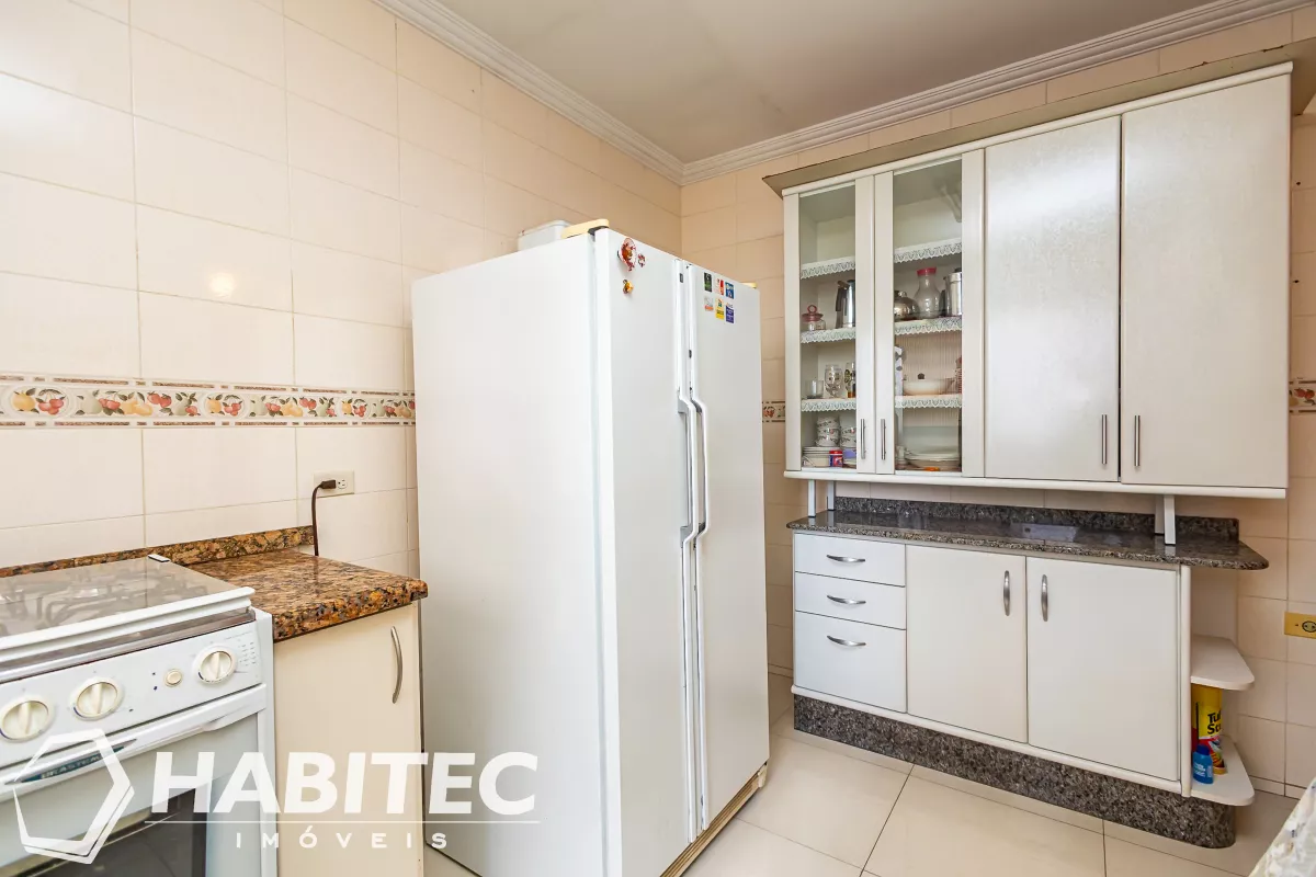 Apartamento com 04 quartos no Alto da XV -Ed Toulousse - HT3636