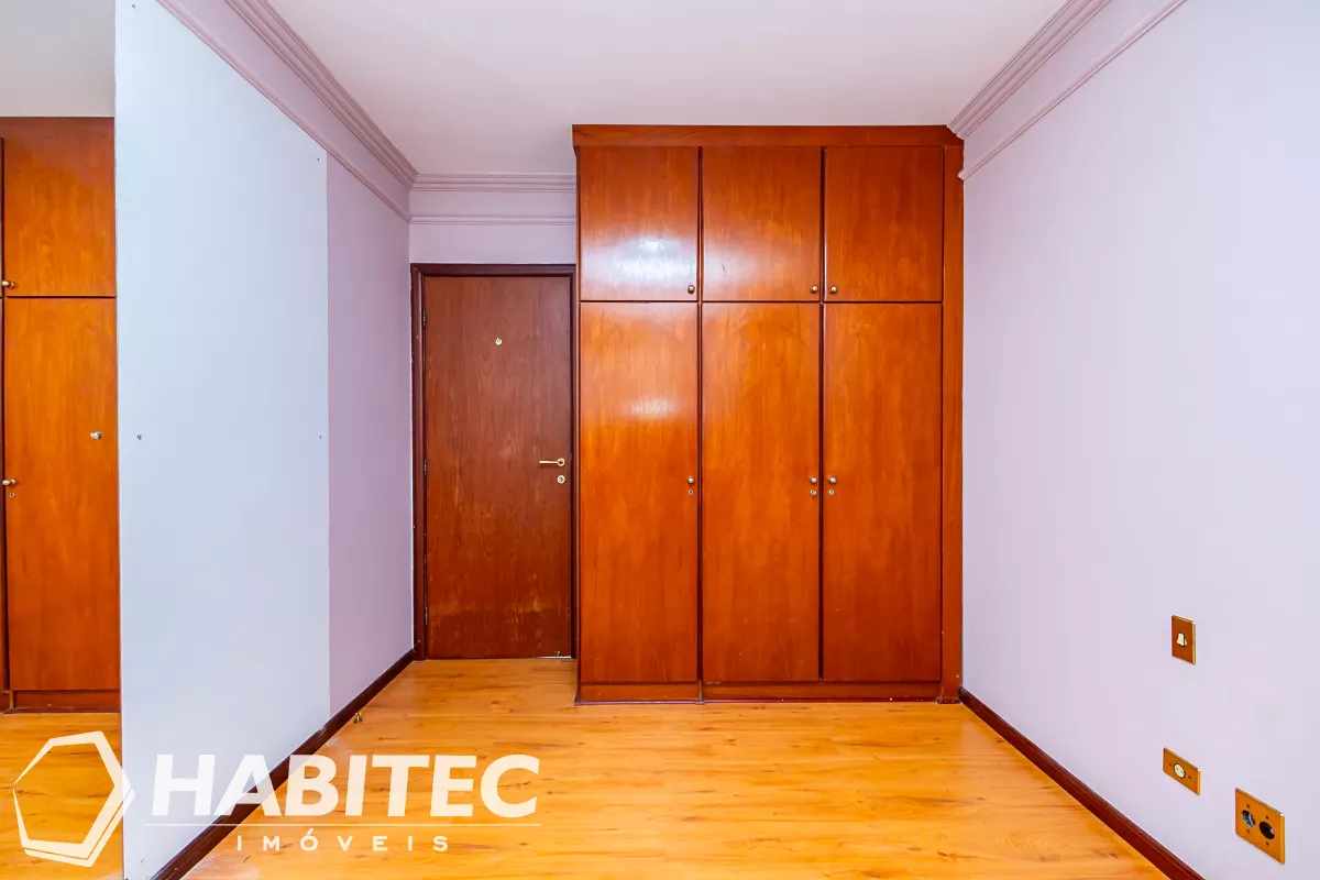 Apartamento com 04 quartos no Alto da XV -Ed Toulousse - HT3636