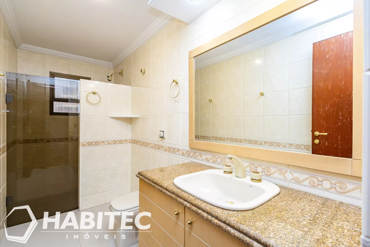 Apartamento com 04 quartos no Alto da XV -Ed Toulousse - HT3636