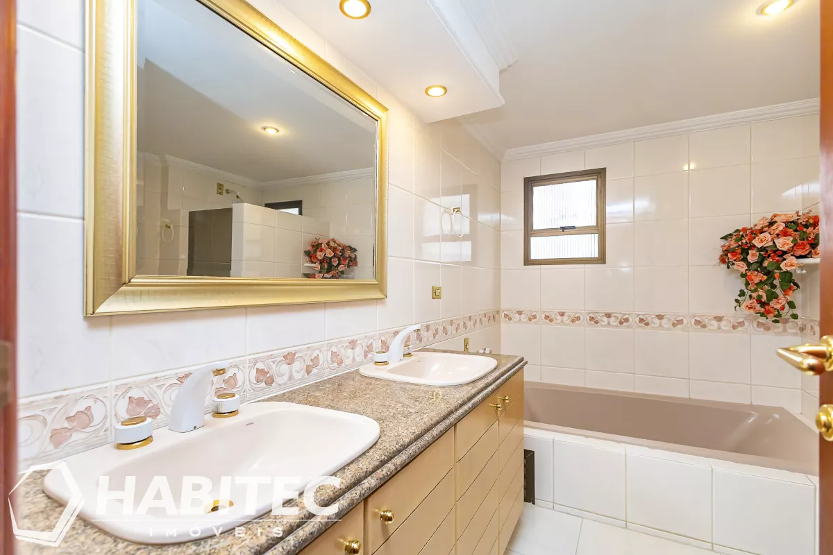 Apartamento com 04 quartos no Alto da XV -Ed Toulousse - HT3636