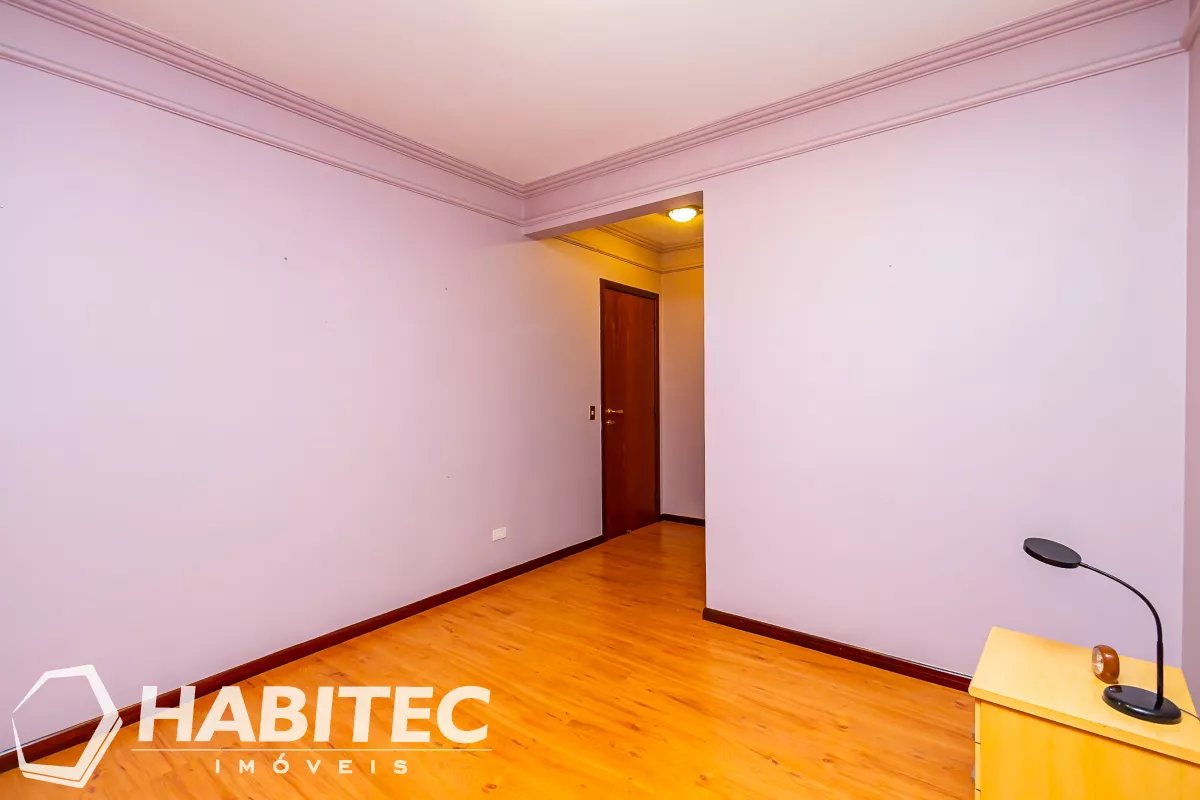 Apartamento com 04 quartos no Alto da XV -Ed Toulousse - HT3636
